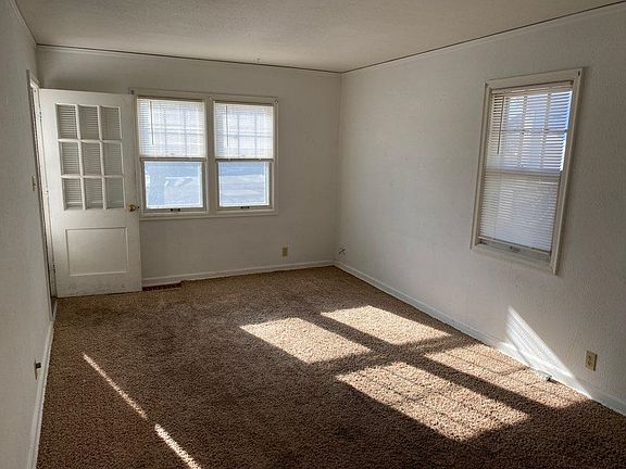 2nd image of 307-309 W K St