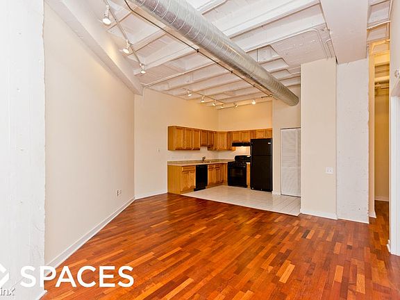 2nd image of 4015 N Milwaukee Ave #Unt207