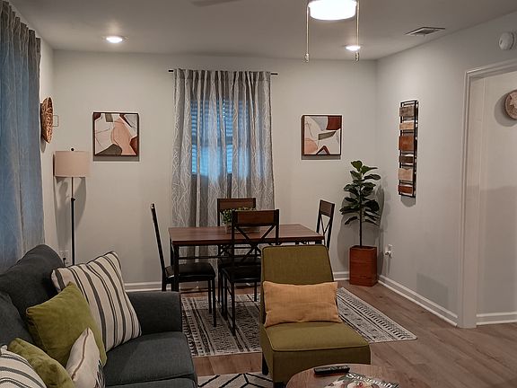 3rd image of 231 Millen St