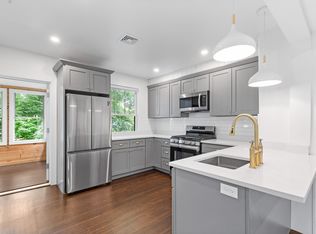 8 Barnes St #2, Providence, RI 02906