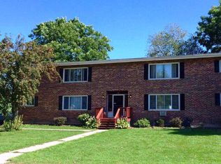 124 Cherry Ave. - #1, Manitowoc, WI 54220