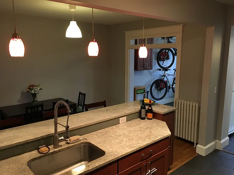 1221 Holbrook St NE — Photo 11