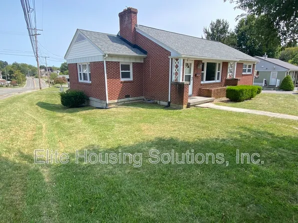 890 N 10th St, Wytheville, VA 24382