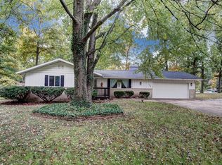 7033 Blake Dr, Fort Wayne, IN 46804