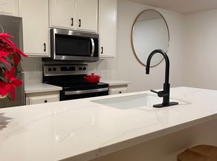 13734 Ruette Le Parc UNIT B, Del Mar, CA 92014