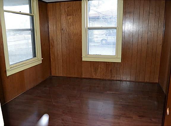 5th image of 315 N Kelker St