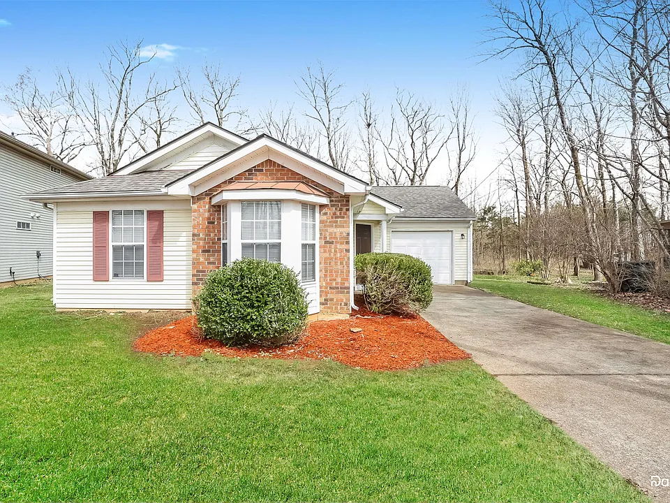 832 Trailside Cir