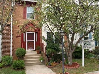 1st image of 5927 Heatherwood Ct