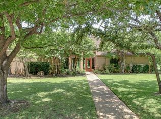 105 Seminole Dr, Trophy Club, TX 76262