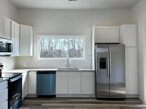 148 Matthews Cove Dr, Montross, VA 22520