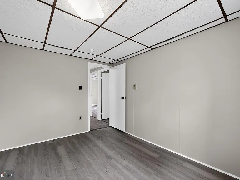 4225 Walsh Ave — Photo 15