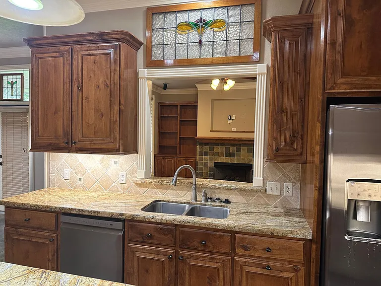 4413 Hearst Ct — Photo 11