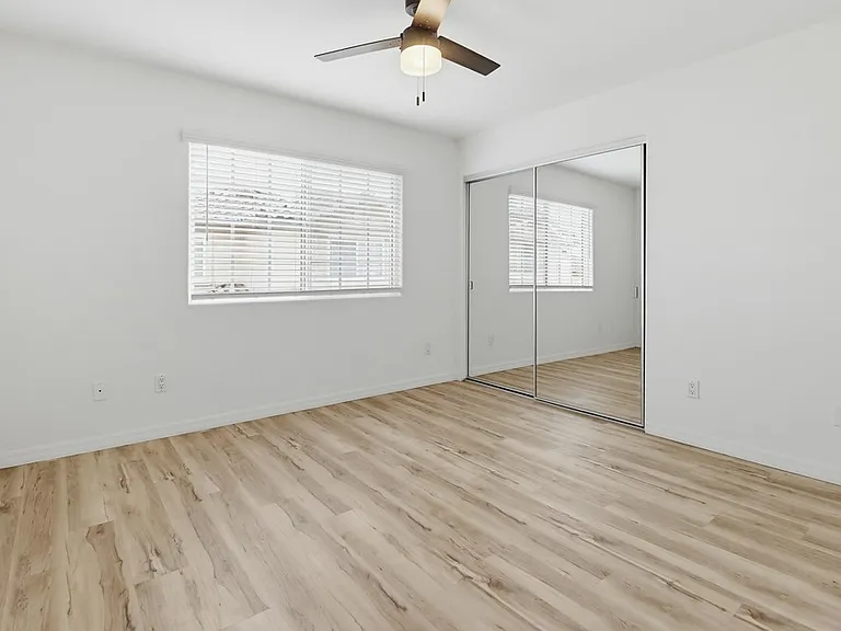 1774 Elm Ave — Photo 41