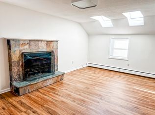 671 Cornwall Ave #1, Cheshire, CT 06410