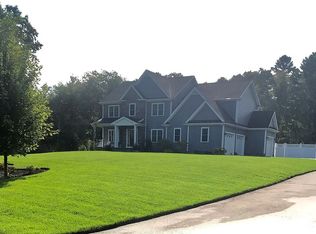5 Deerfield Dr, Berkley, MA 02779