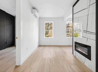 132 Sullivan St #300, New York, NY 10012