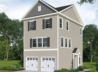 614 Parkington Ln, Cary, NC 27513