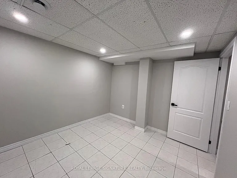 23 Princess Blvd #BASEMENT — Photo 18