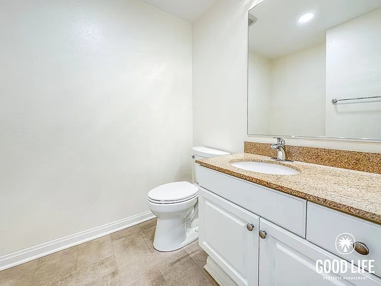 2260 Watermarke Pl — Photo 14