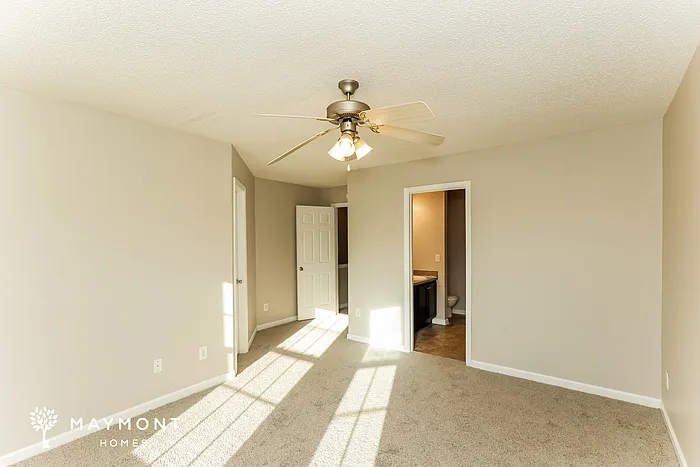 6540 Capitol Knl — Photo 10