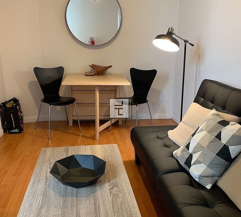 1st image of 122 Mott St #30