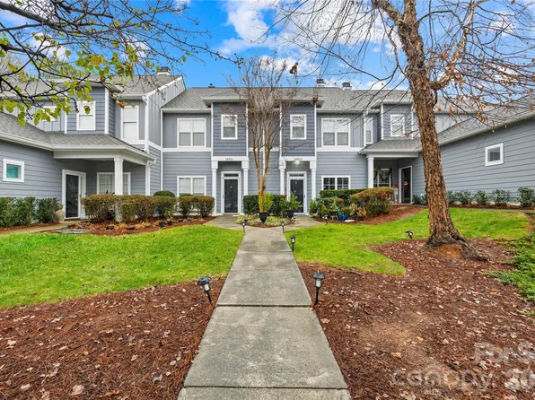 18821 Silver Quay Dr, Cornelius, NC 28031