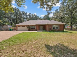 8416 Yellow Oak Dr, Jacksonville, AR 72076