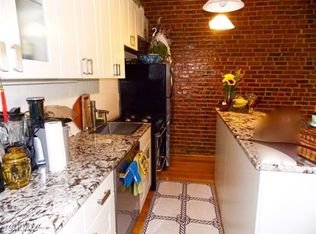 184 Dekalb Ave, Brooklyn, NY 11205