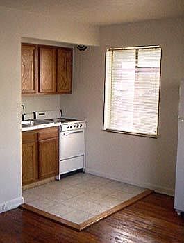 4th image of 2519 Indianola Ave APT C