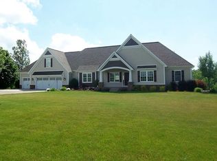 10645 Whispering Waters Ln SE, Caledonia, MI 49316