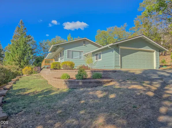 1111 NE Beacon Dr, Grants Pass, OR 97526