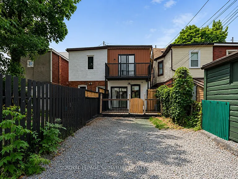 573 Coxwell Ave — Photo 28