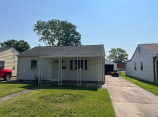 1632 N 21st St, Springfield, IL 62702