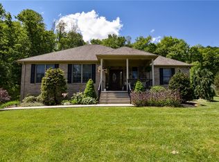 124 Pinehurst Rd, Butler, PA 16001