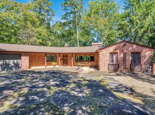 211 Beechwood Dr, Spartanburg, SC 29307