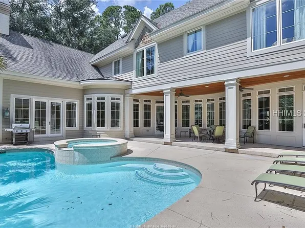 35 Red Oak Rd, Hilton Head Island, SC 29928