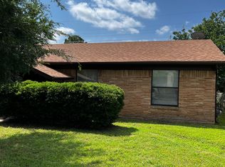 1904 Kris St, Irving, TX 75060