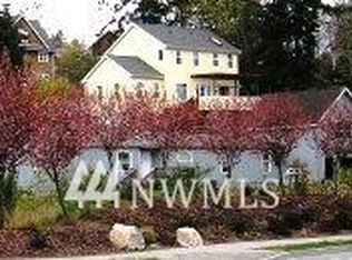 1912 Parkview Dr NE, Bainbridge Island, WA 98110