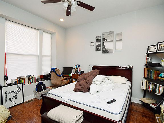 5th image of 1501 W Superior St #1F