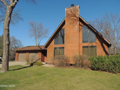 708 13th St NE, Watertown, SD, 57201
