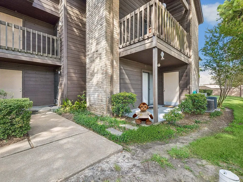 12755 Mill Ridge Dr #306