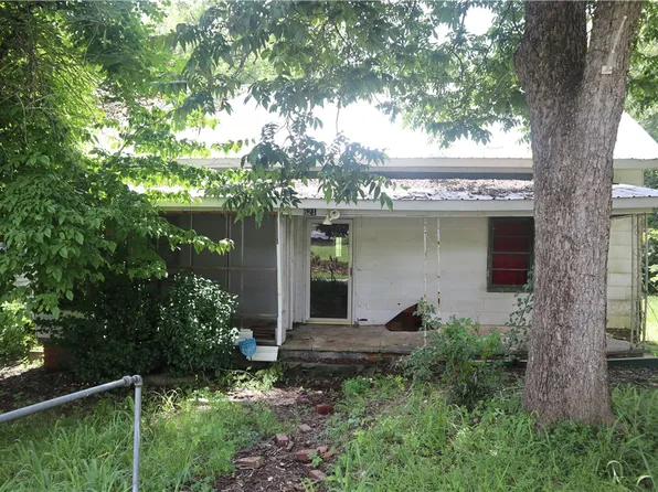619-621 Martin Luther King Dr, Lafayette, AL 36862