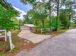 8 Vick Rd, New Waverly, TX 77358