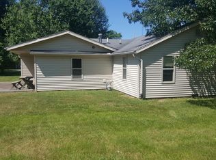 4285 Parker Rd, Fort Gratiot, MI 48059