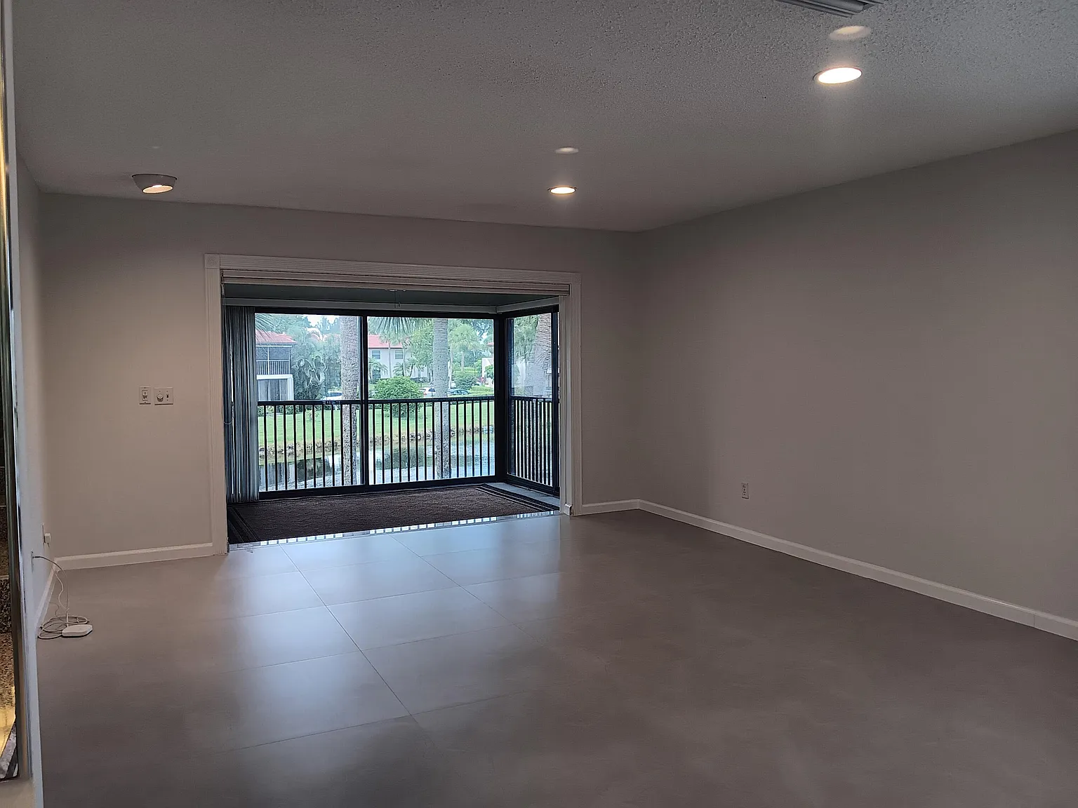 2 bed, 2.0 bath, 1216 sqft, $2,750 — Photo 3