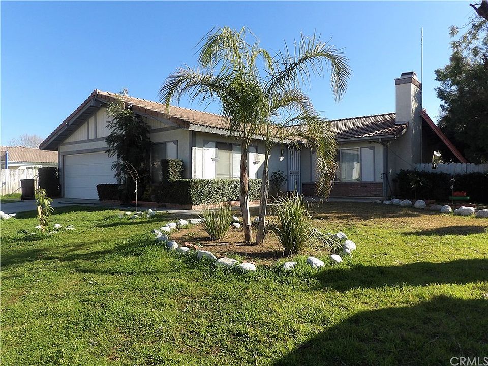1st image of 25913 Deerberry Dr
