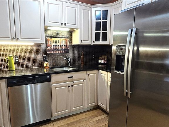 4th image of 6 Erick Rd APT 53