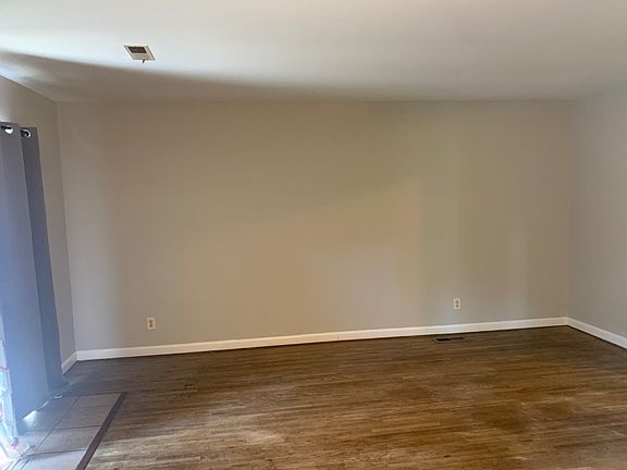 4th image of 2370 E Humes Ln
