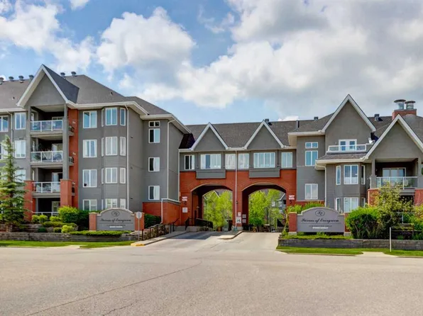 15 E Everstone Dr SW #146, Calgary, AB T2Y 5B5