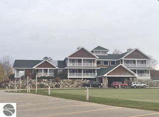 2598 Hawks Eye Dr, Bellaire, MI 49615